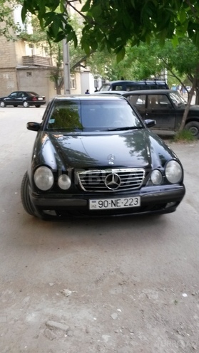 Mercedes E 270 2000, 250,000 km - 2.7 l - Bakı