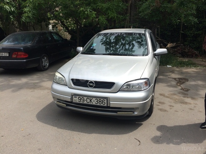 Opel Astra 2000, 215,000 km - 1.6 l - Bakı