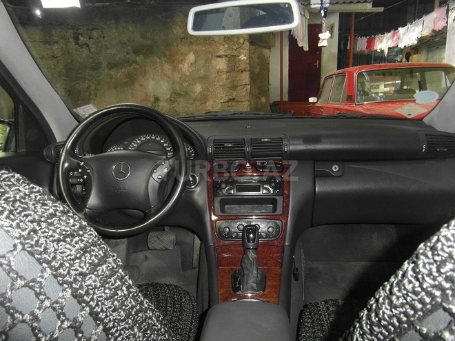 Mercedes C 200 2000, 148,000 km - 2.0 l - Bakı