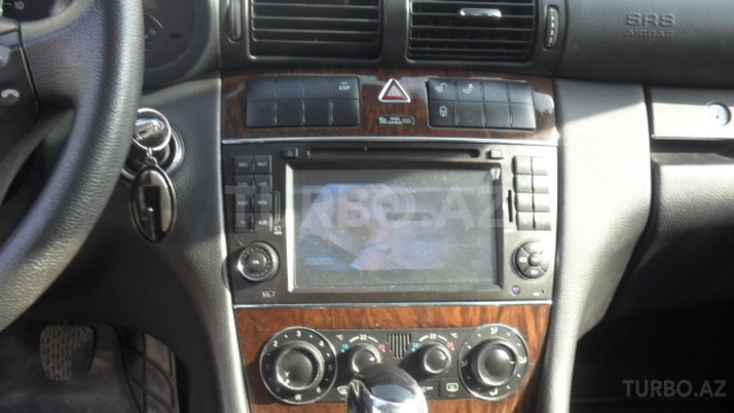 Mercedes C 220 2005, 275,000 km - 2.2 л - Bakı