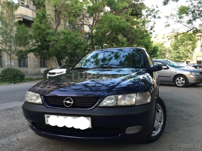 Opel Vectra 1999, 165,000 km - 1.6 l - Bakı