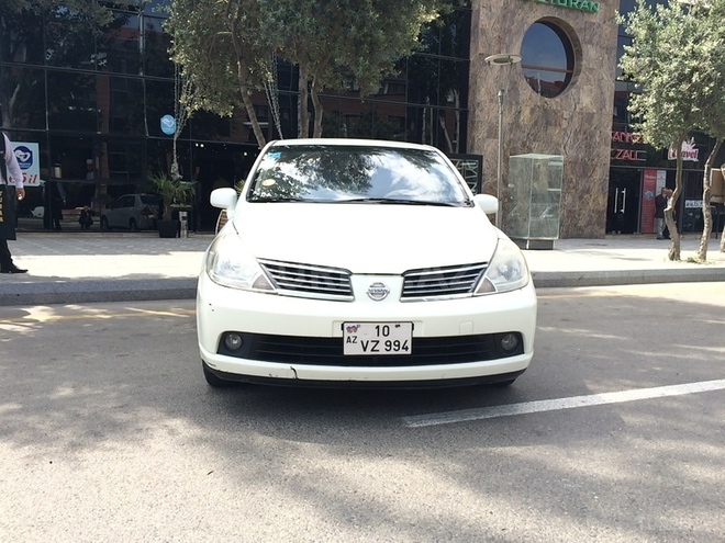 Nissan Tiida 2007, 129,000 km - 1.6 л - Bakı