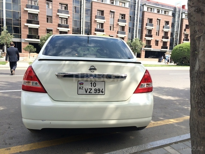Nissan Tiida 2007, 129,000 km - 1.6 л - Bakı