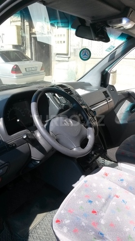 Mercedes Vito 2002, 207,000 km - 2.2 l - Bakı