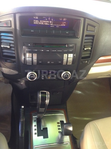 Mitsubishi Pajero 2008, 102,000 km - 3.0 л - Bakı