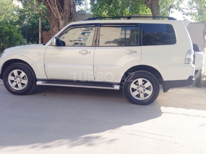 Mitsubishi Pajero 2008, 102,000 km - 3.0 л - Bakı