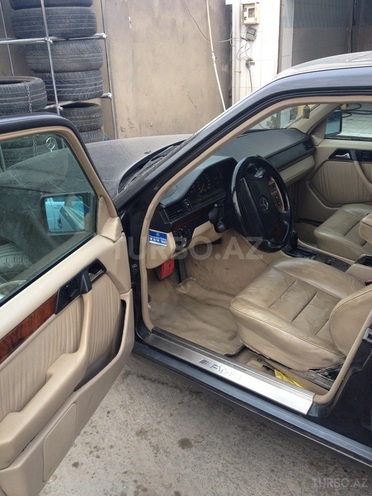 Mercedes E 420 1993, 470,000 km - 0.5 l - Bakı