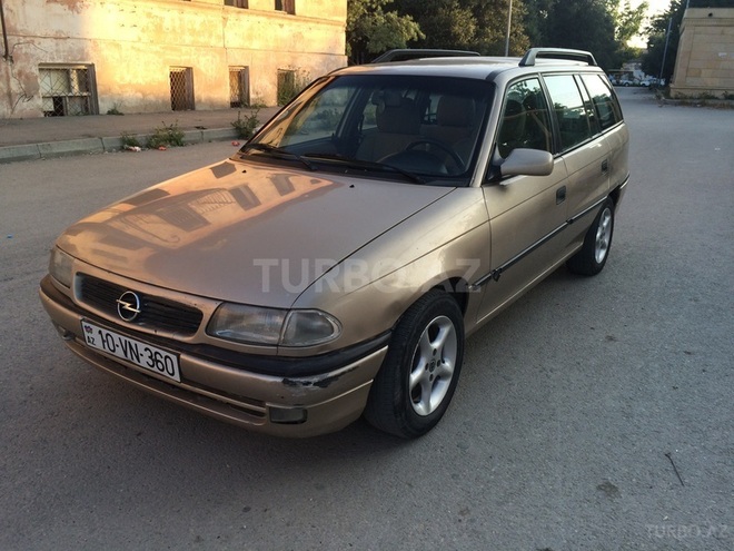 Opel Astra 1997, 230,300 km - 1.6 l - Bakı