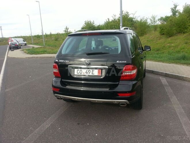 Mercedes ML 300 2010, 90,000 km - 0.3 л - Bakı