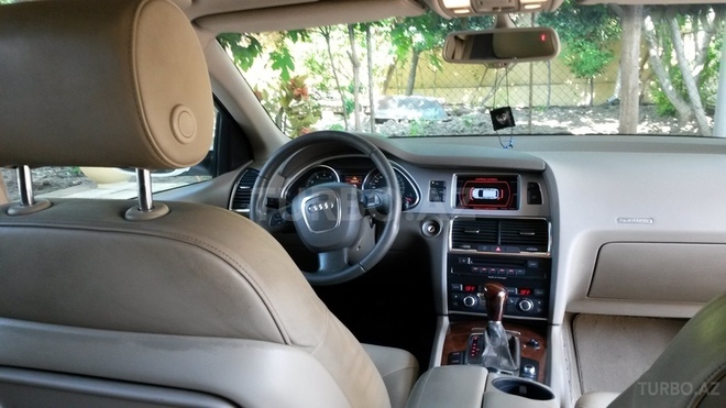 Audi Q7 2009, 120,000 km - 4.2 l - Bakı