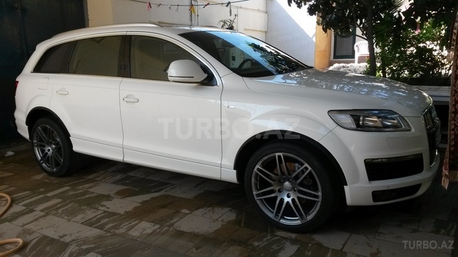 Audi Q7 2009, 120,000 km - 4.2 l - Bakı
