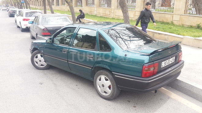 Opel Vectra 1995, 364,000 km - 2.0 l - Bakı