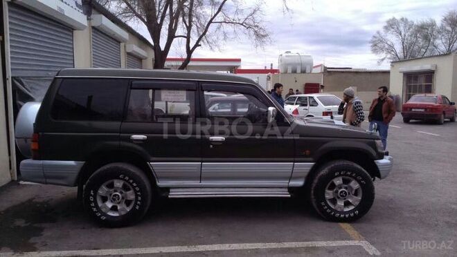 Mitsubishi Pajero 1996, 241 km - 2.8 l - Bakı