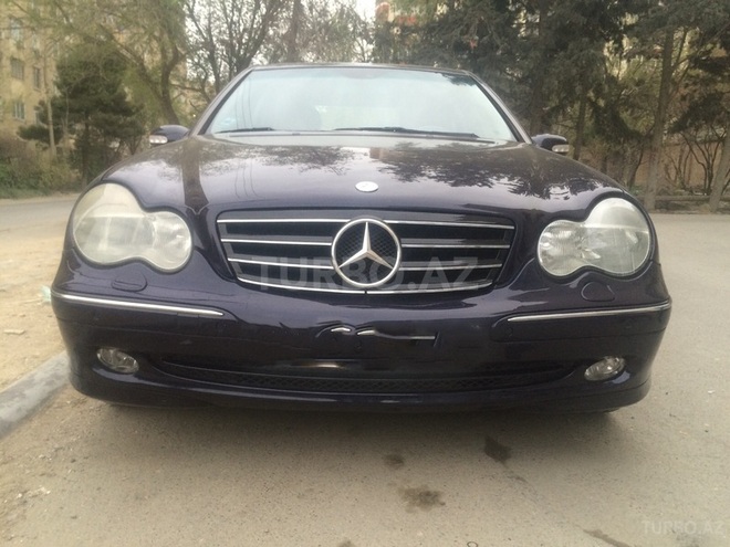 Mercedes C 320 2001, 154,700 km - 3.2 l - Bakı