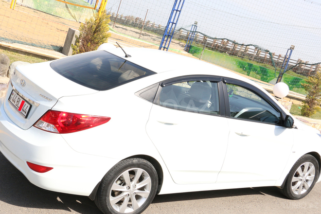 Hyundai Accent 2011, 47,100 km - 1.6 л - Bakı