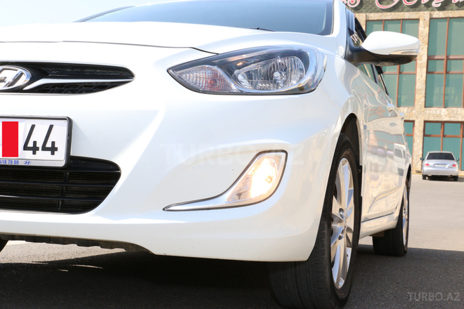 Hyundai Accent 2011, 47,100 km - 1.6 л - Bakı