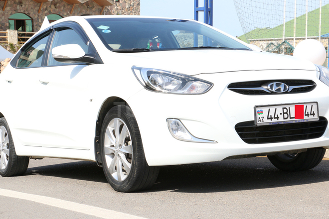 Hyundai Accent 2011, 47,100 km - 1.6 л - Bakı