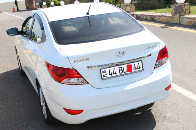 Hyundai Accent 2011, 47,100 km - 1.6 л - Bakı