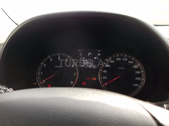 Hyundai Accent 2012, 120,000 km - 1.4 л - Bakı