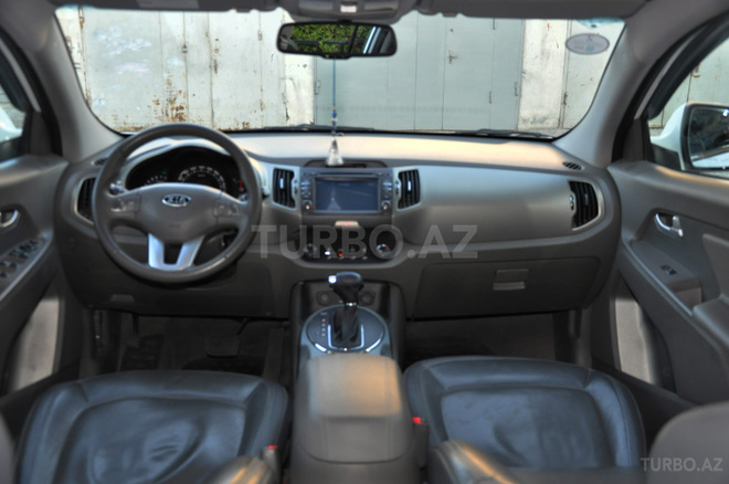 Kia Sportage 2011, 38,000 km - 2.0 l - Bakı