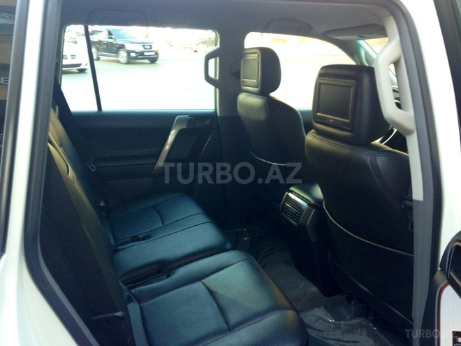 Toyota Prado 2009, 43,100 km - 2.7 l - Bakı