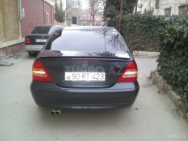 Mercedes C 180 2001, 196,000 km - 1.8 l - Bakı