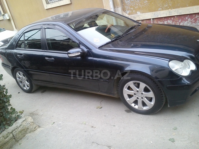 Mercedes C 180 2001, 196,000 km - 1.8 l - Bakı