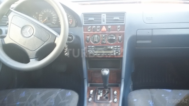 Mercedes C 180 1998, 321,000 km - 1.8 l - Bakı