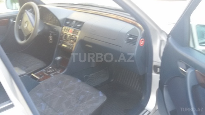 Mercedes C 180 1998, 321,000 km - 1.8 l - Bakı