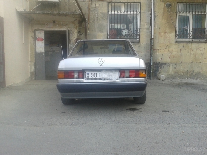 Mercedes 190 1991, 174,000 km - 2.0 л - Bakı
