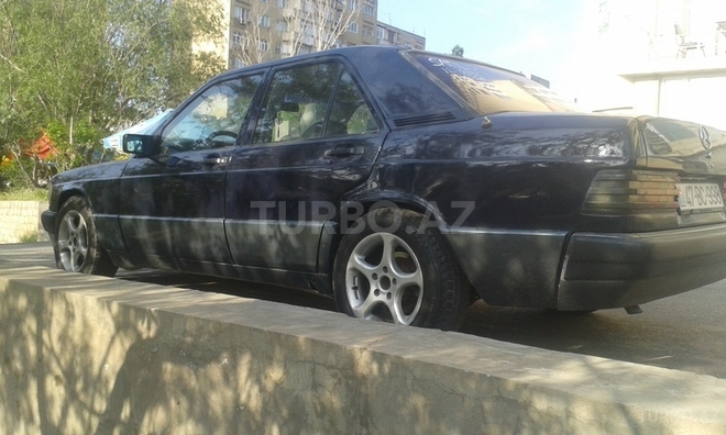 Mercedes 190 1991, 230,000 km - 2.0 l - Bakı