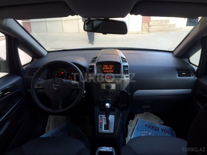 Opel Zafira 2006, 128,000 km - 1.9 l - Bakı