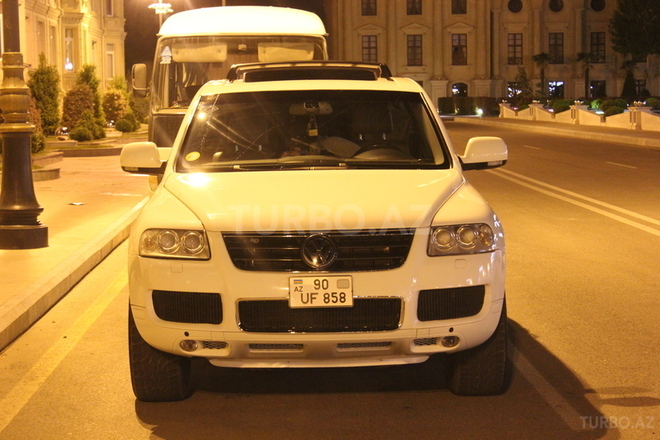 Volkswagen Touareg 2005, 170,000 km - 3.2 л - Bakı
