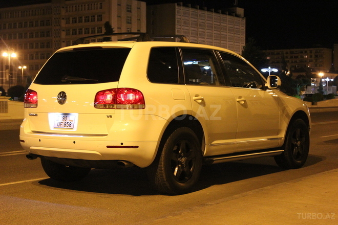 Volkswagen Touareg 2005, 170,000 km - 3.2 л - Bakı