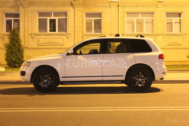Volkswagen Touareg 2005, 170,000 km - 3.2 л - Bakı