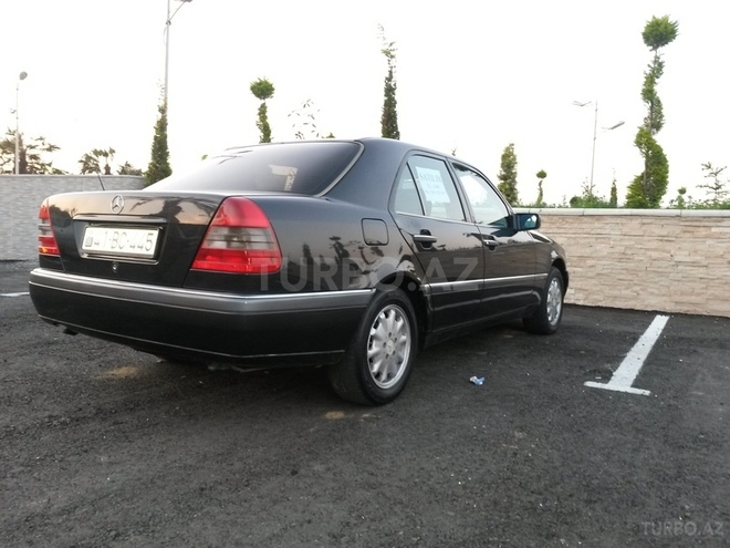 Mercedes C 180 1995, 246,480 km - 1.8 л - Bakı