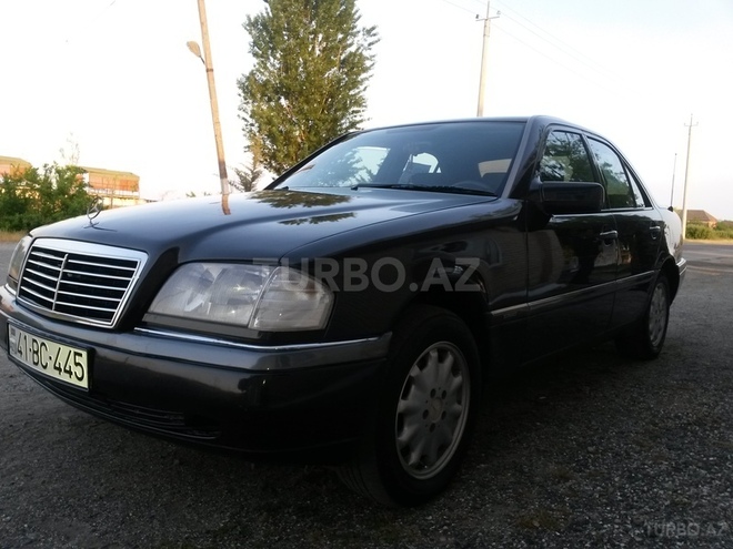 Mercedes C 180 1995, 246,480 km - 1.8 л - Bakı
