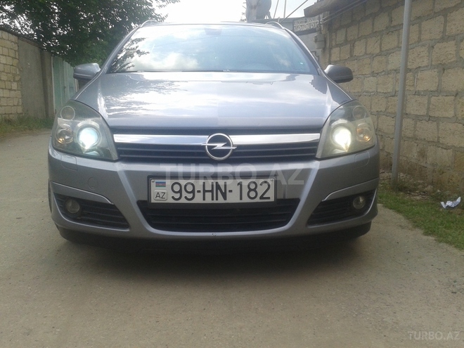 Opel Astra 2004, 154,000 km - 1.6 l - Bakı