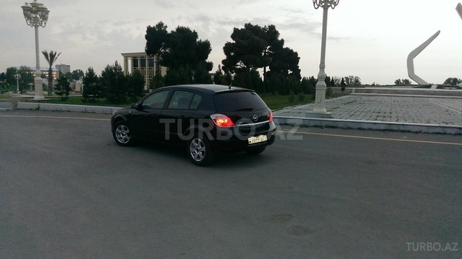 Opel Astra 2005, 1,670,000 km - 1.4 l - Bakı
