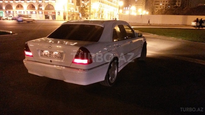Mercedes C 240 1998, 170,000 km - 2.4 l - Bakı