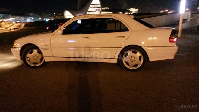 Mercedes C 240 1998, 170,000 km - 2.4 l - Bakı