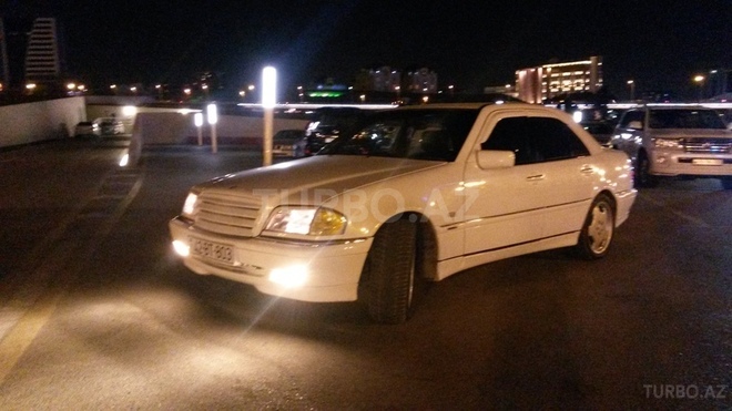 Mercedes C 240 1998, 170,000 km - 2.4 l - Bakı