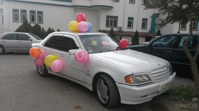Mercedes C 240 1998, 170,000 km - 2.4 l - Bakı