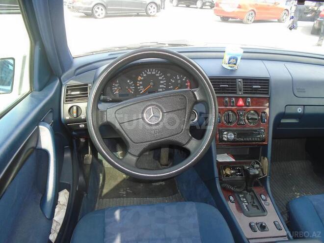 Mercedes C 220 1998, 220,000 km - 2.2 л - Bakı