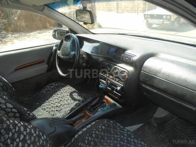 Opel Omega 1995, 283,000 km - 2.0 l - Bakı
