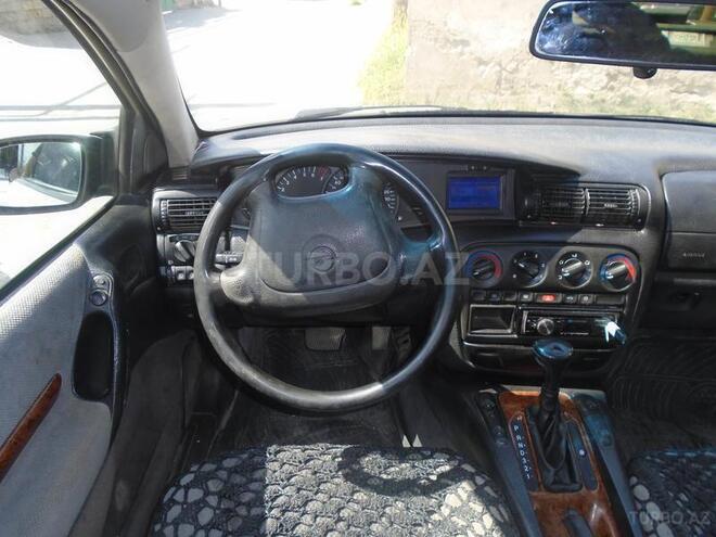Opel Omega 1995, 283,000 km - 2.0 l - Bakı