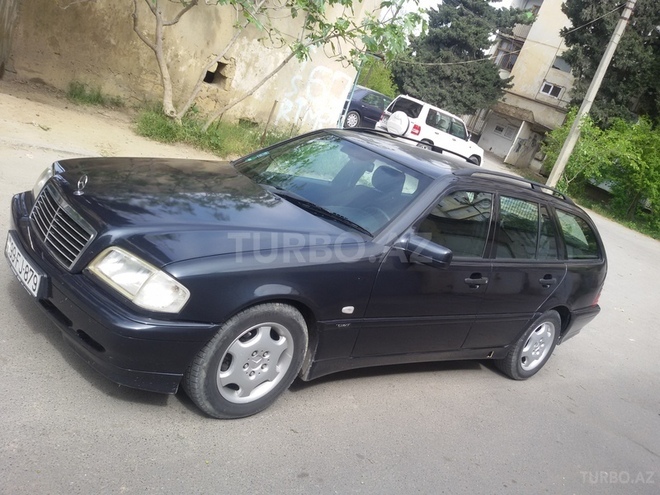 Mercedes C 230 1998, 300,000 km - 0.3 l - Bakı