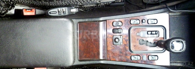 Mercedes C 200 1999, 270,000 km - 2.0 l - Bakı