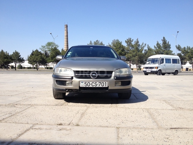 Opel Omega 1996, 300,000 km - 2.0 l - Bakı