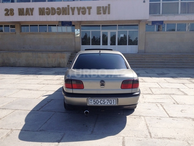 Opel Omega 1996, 300,000 km - 2.0 l - Bakı